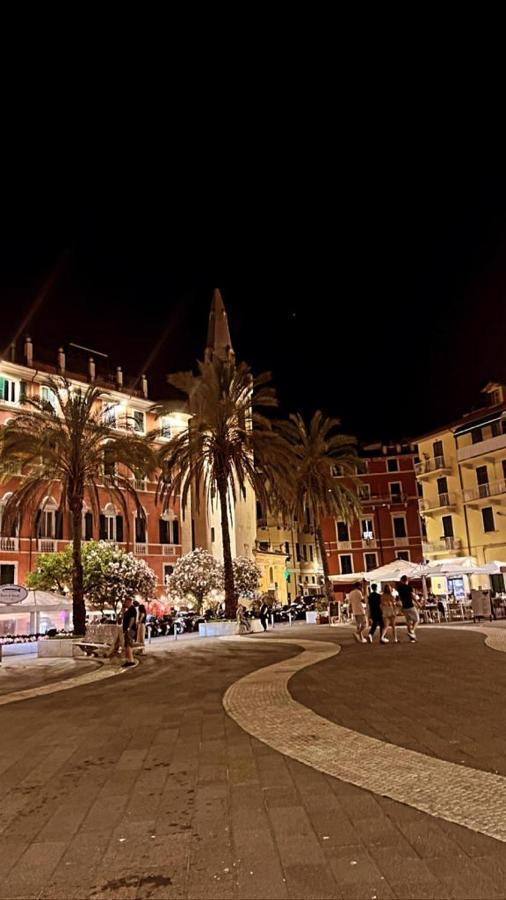 La Casa Di Loris Apartment Lerici Luaran gambar